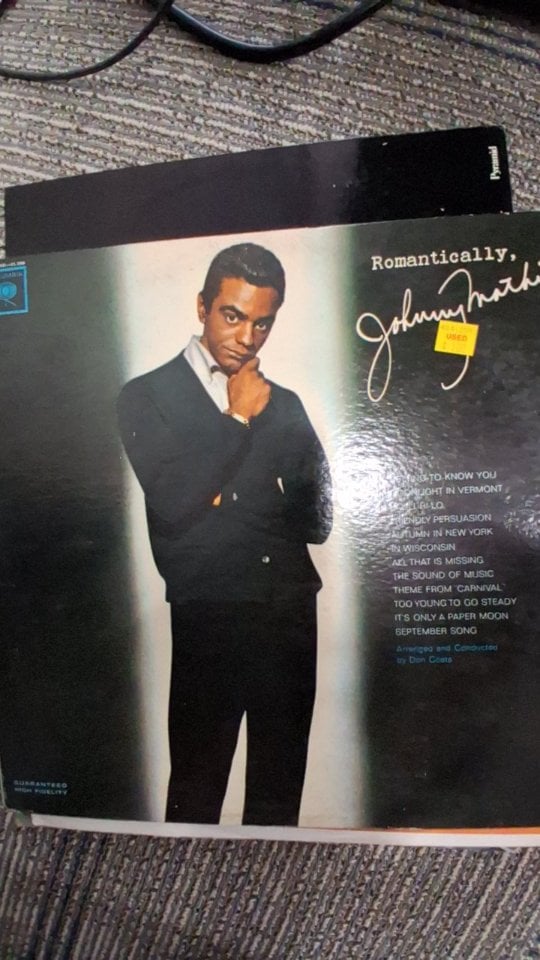 Johnny Mathis — Romantically (Vinyl)