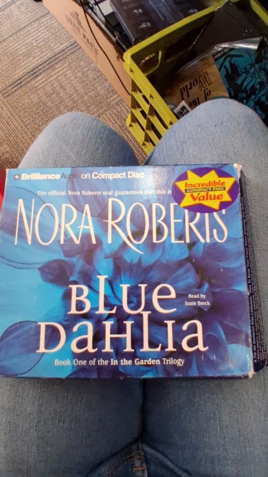 Nora Roberts — Blue Dahlia (CD)