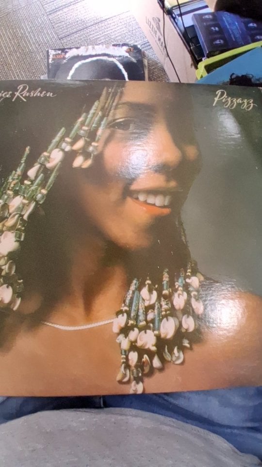 Lizzie Rushen — Pizzazz (Vinyl)
